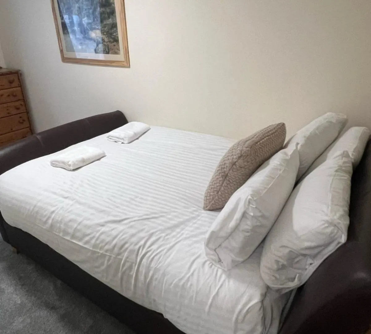 Brilliantly Located 2Bd Flat Heart Of Edinburgh! Lägenhet